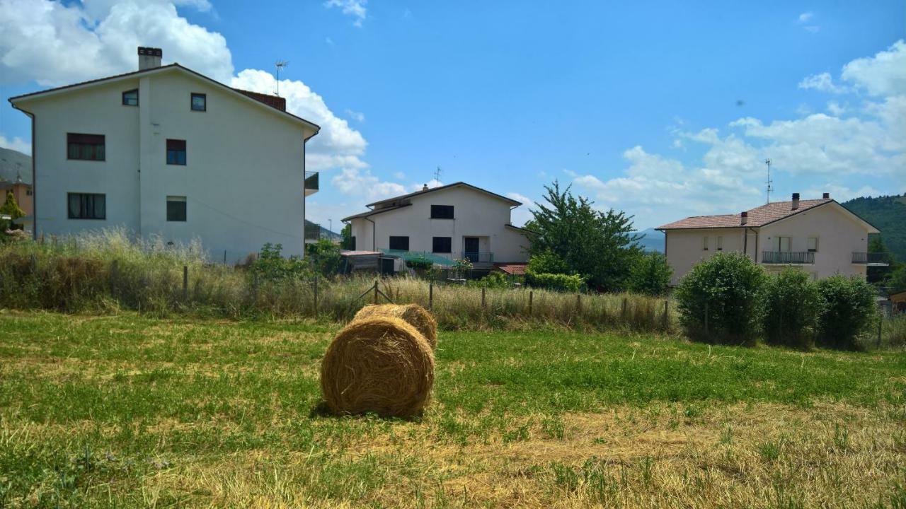 Natour L'Ostello Per I Camminatori Barisciano Luaran gambar